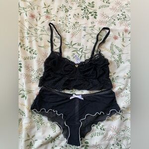 Elegant Black Lace Lingerie Set